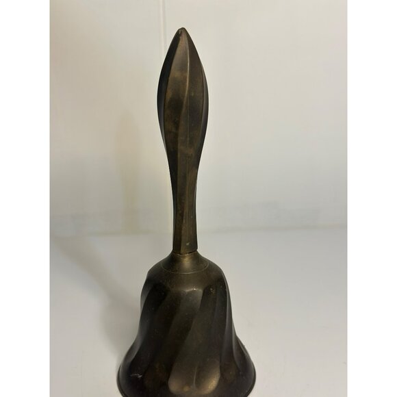 VTG 80s Solid Brass Handbell – Twisted Swirl Design, 7.5", Decorative Retro Bell - Picture 3 of 6